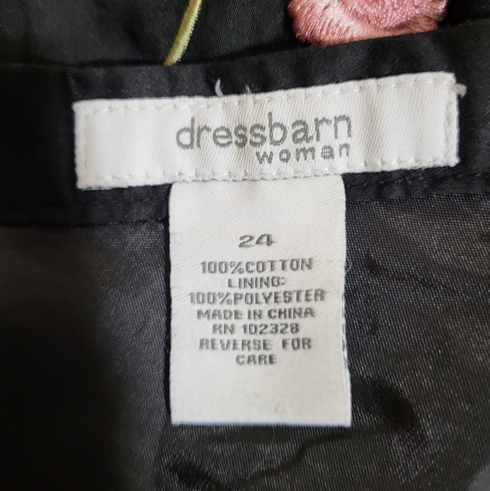 Dressbarn Black Embroidered Floral Knee Length Skirt - Picture 2 of 4